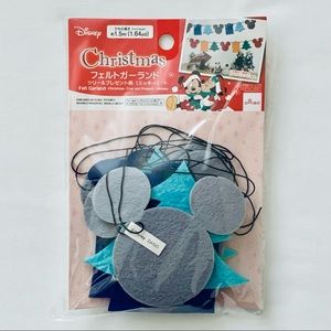 Disney Mickey, Tree, & Present Garland